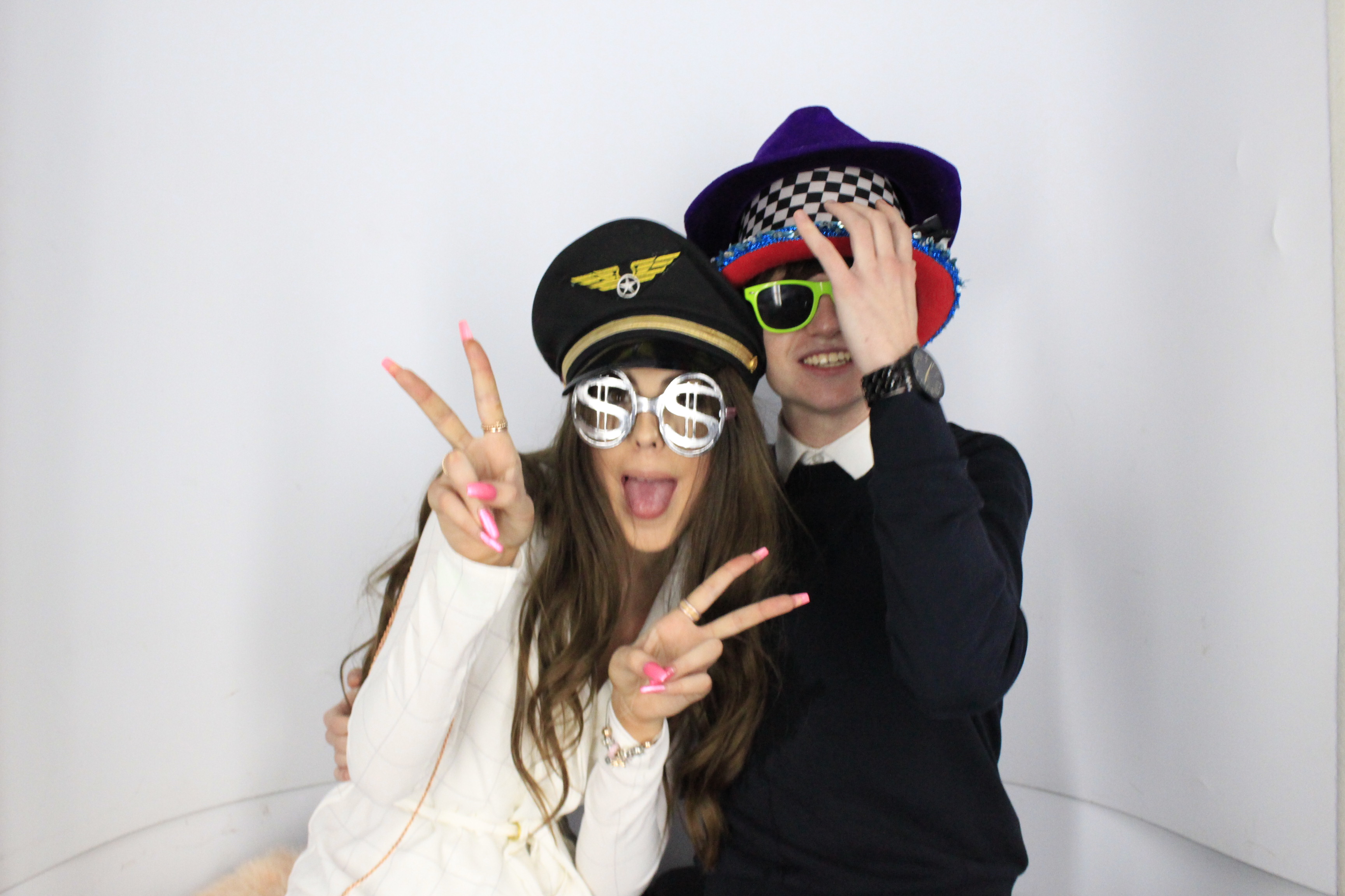 Issy & Alice's 18th Birthday Party | View more photos from the event at gallery.myphotoboothexperience.co.uk/u/MyPhotoBoothExperienceLtd/Issy-Alices-18th-Birthday-Party